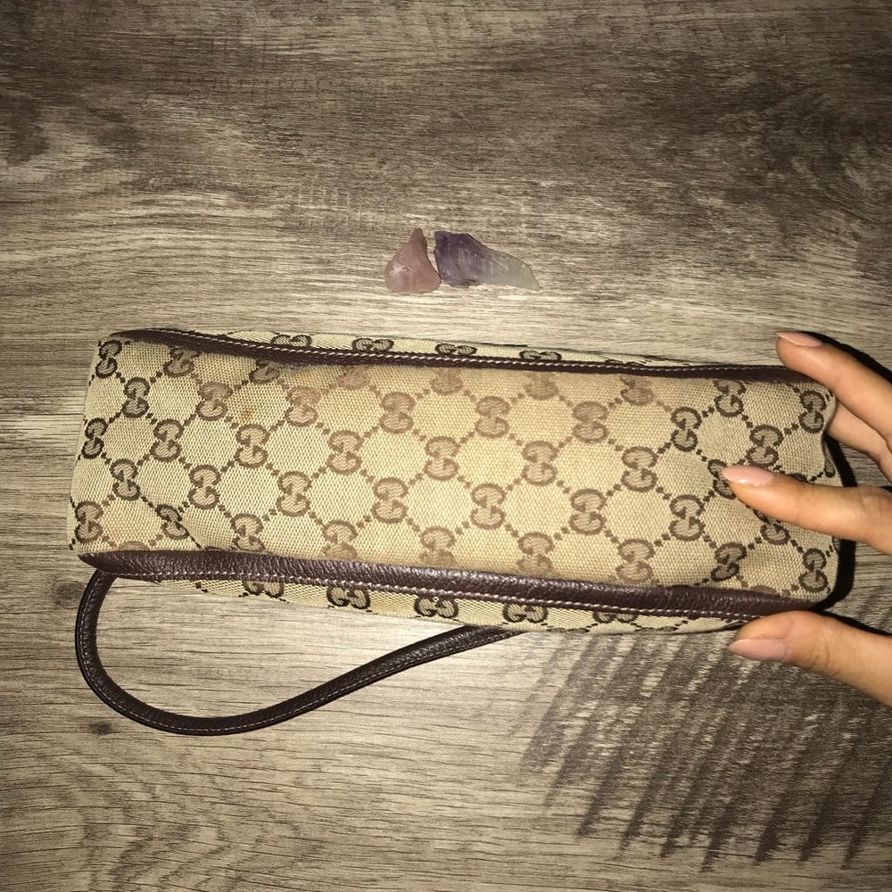 Gucci - Picture 2 of 5